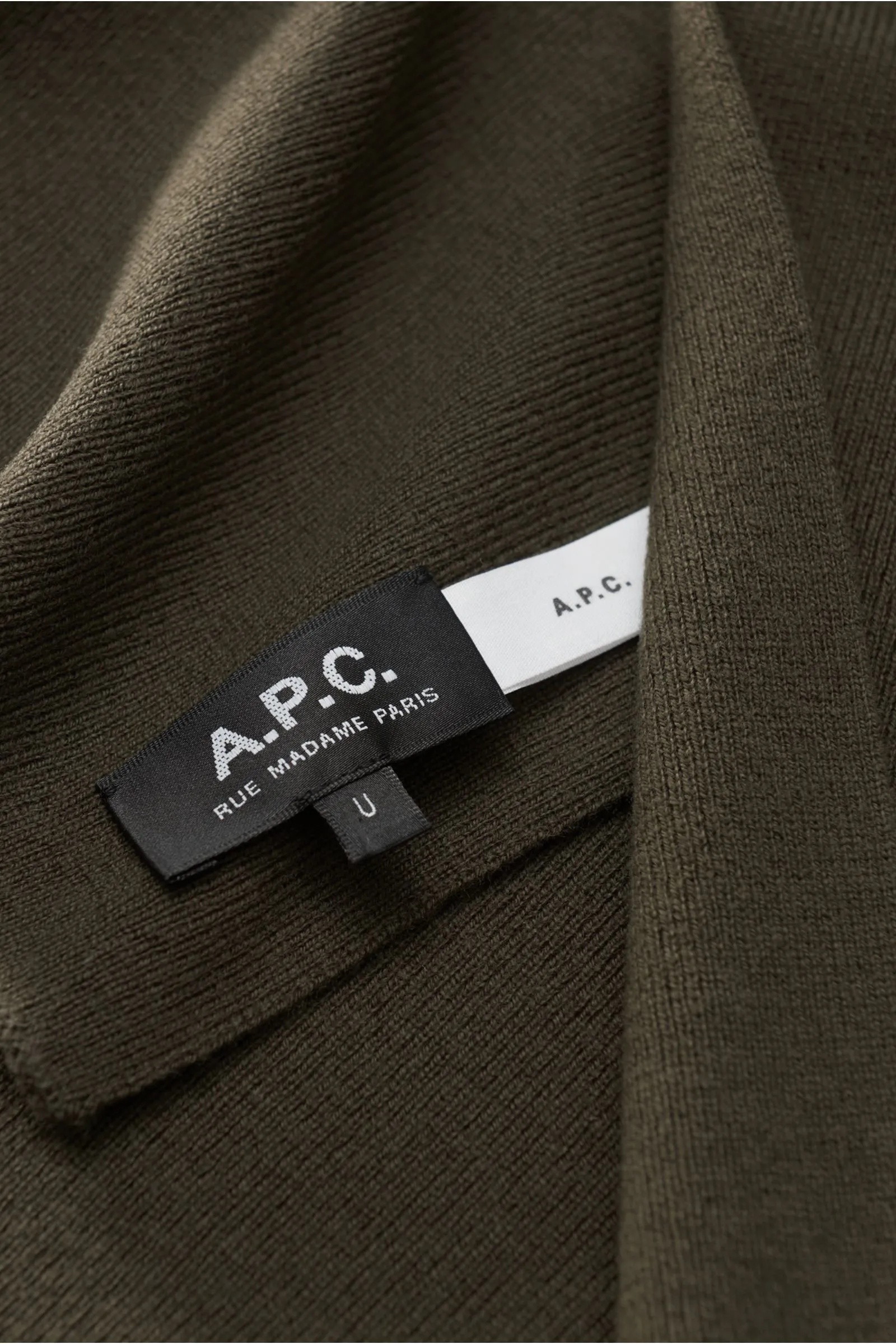 A.P.C. Scarf olive