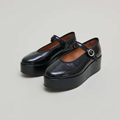 Ballet flats with platforms in black pleated patent