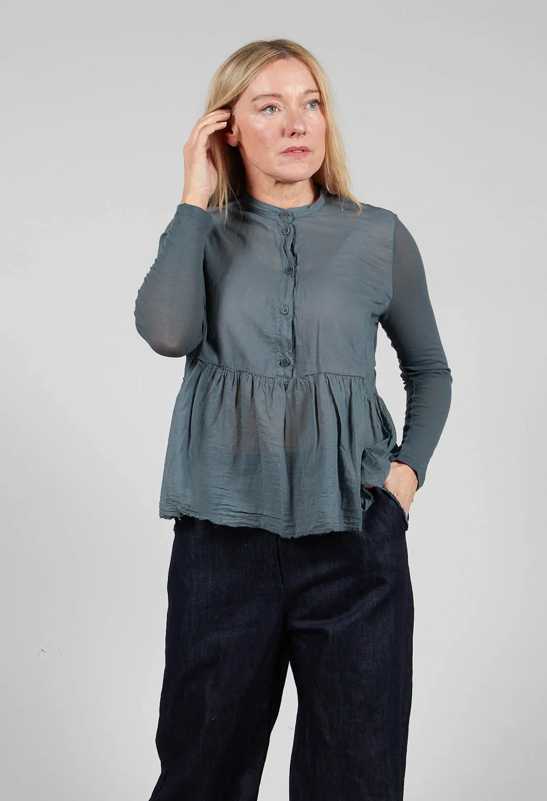 Bracelet Sleeve Blouse in Asfalto