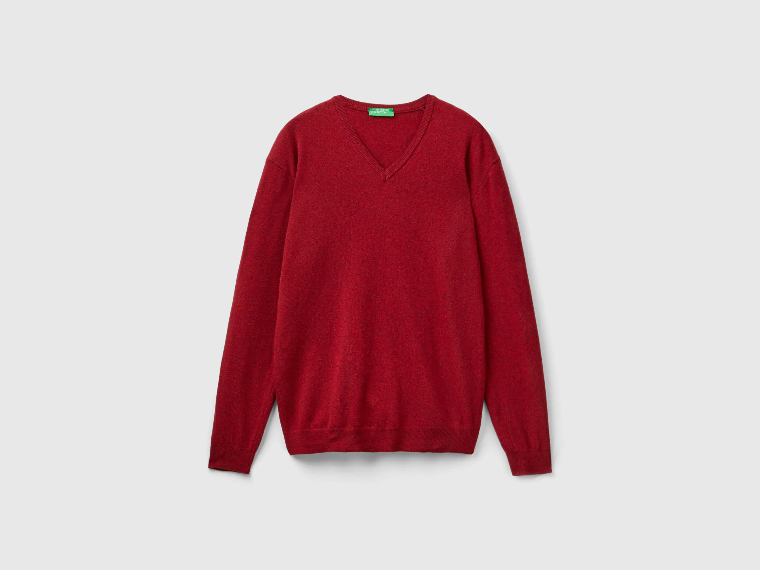 Marl red V-neck sweater in pure Merino wool - Red | Benetton