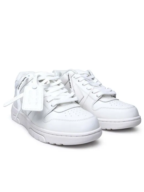 Off-White Sneaker out of office