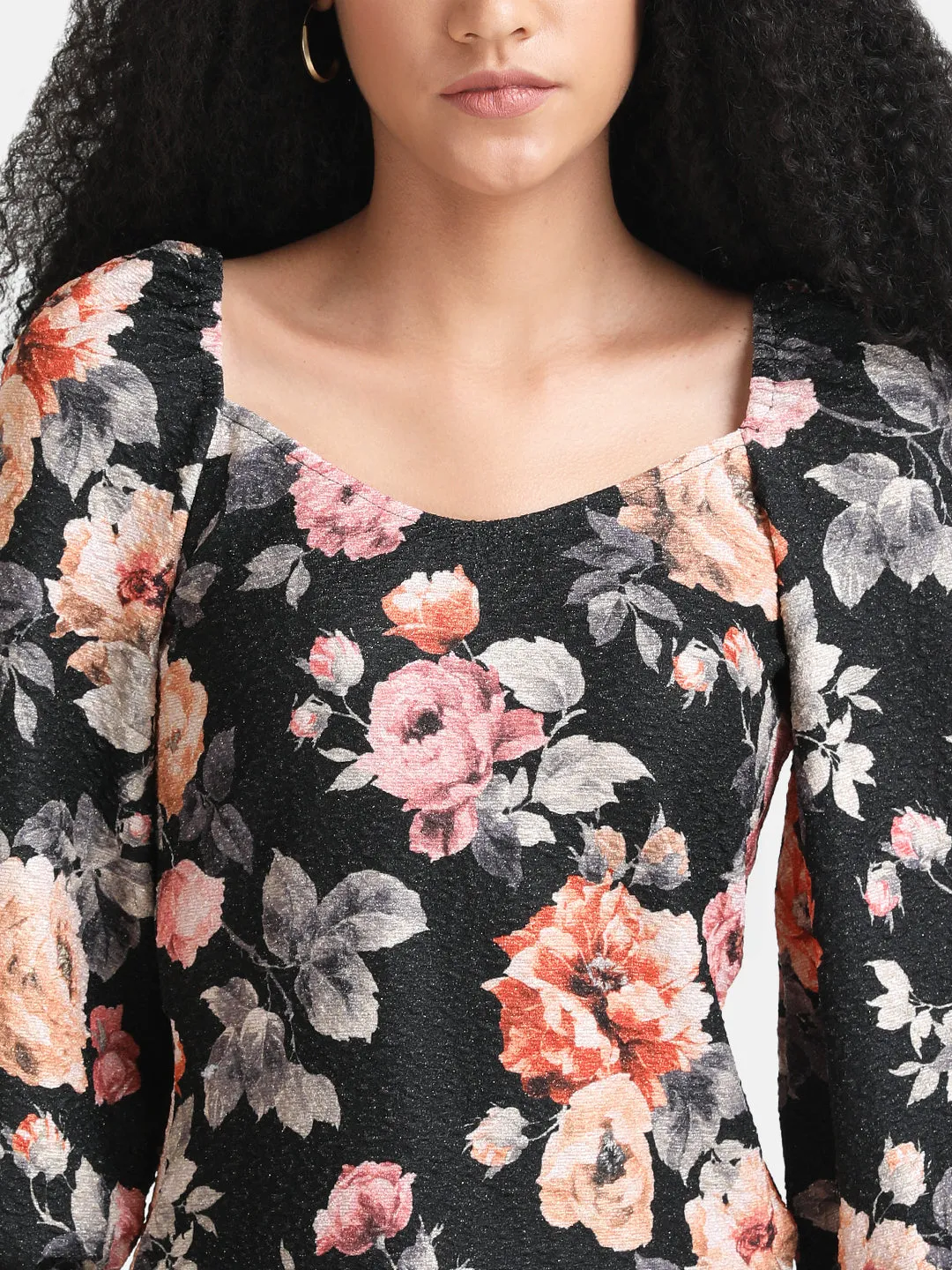 Stretchable Printed Top With Sweetheart Neckline