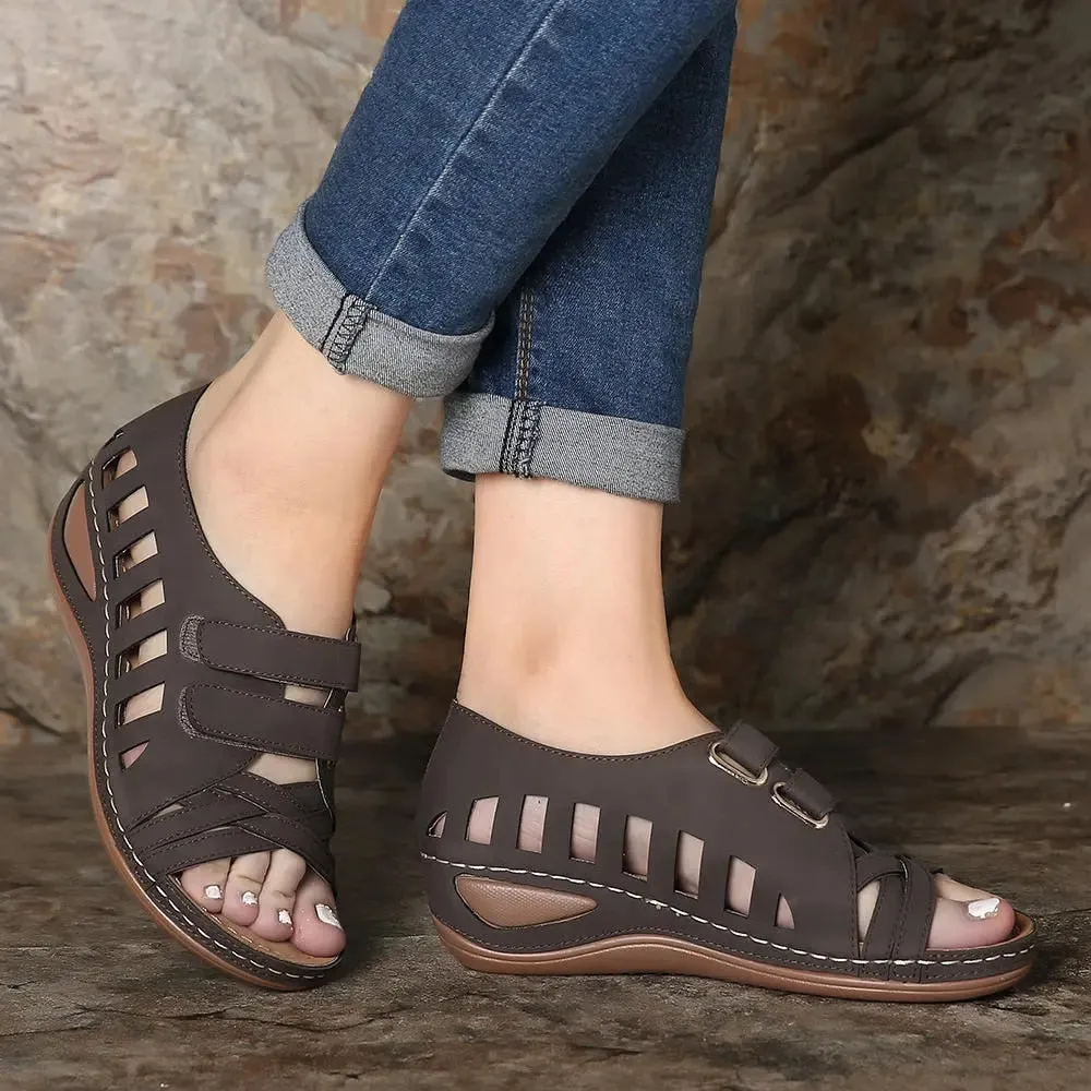 Women's Summer Fashion Synthetic Leather Handmade Hook Flat Sandals